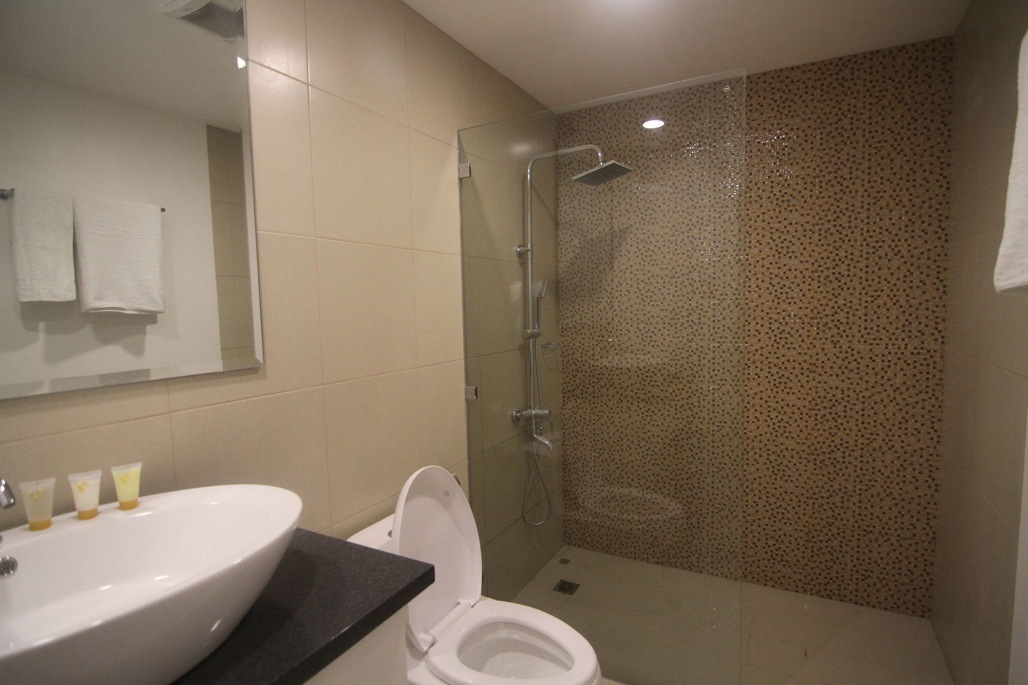 סן פדרו מקאטי Reddoorz Plus @ Casino Street Makati מראה חיצוני תמונה